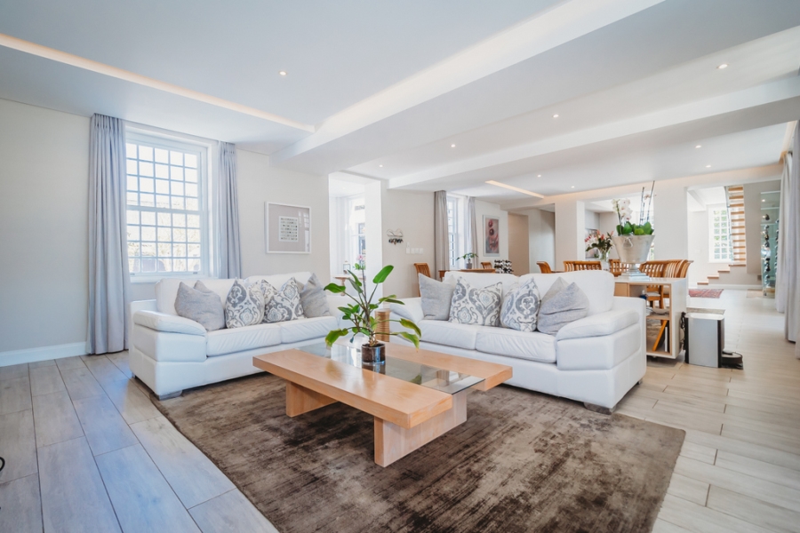 5 Bedroom Property for Sale in Glenwood Western Cape